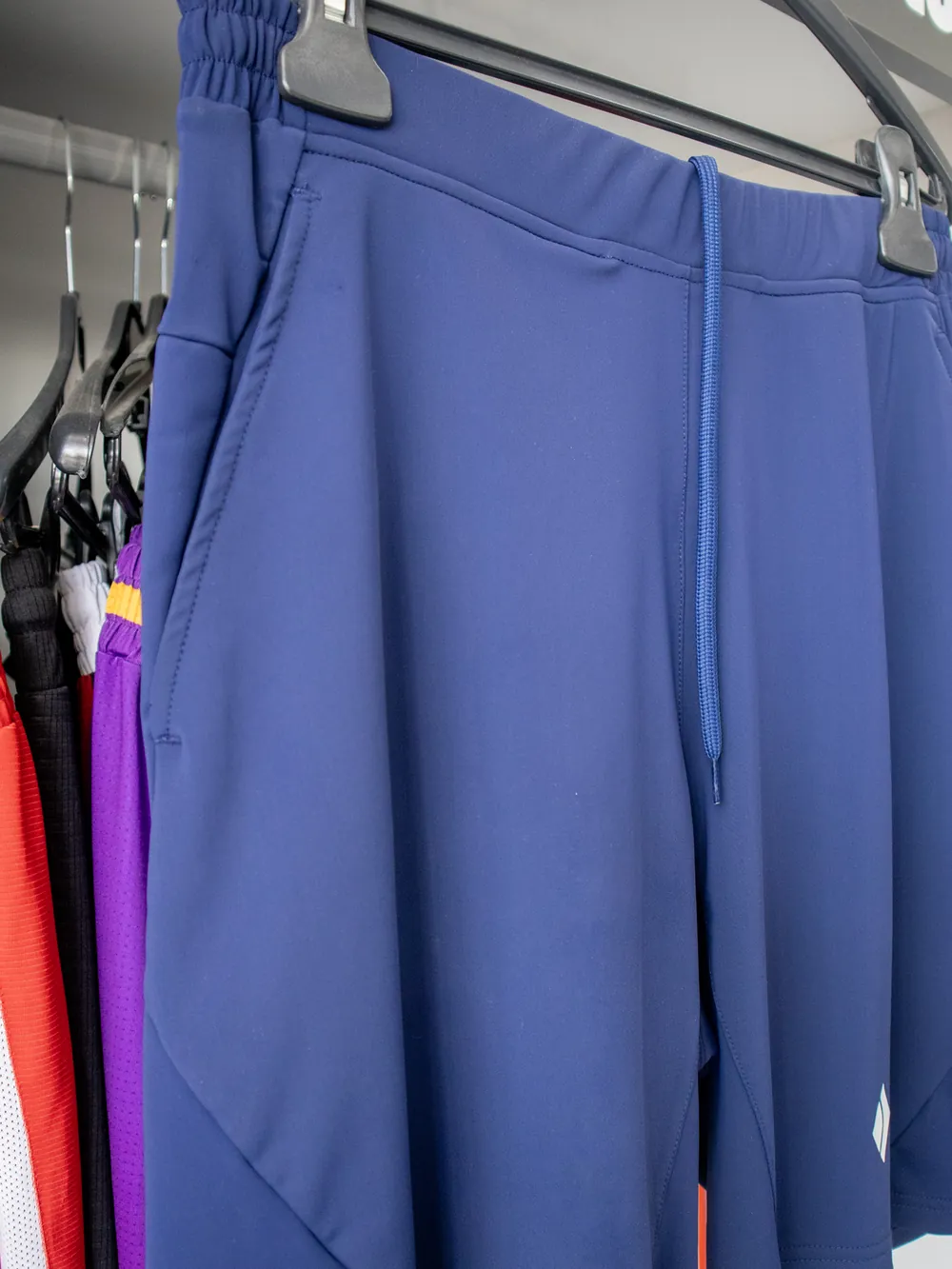 Running shorts — Lightweight shorts, zipped pockets available (1)