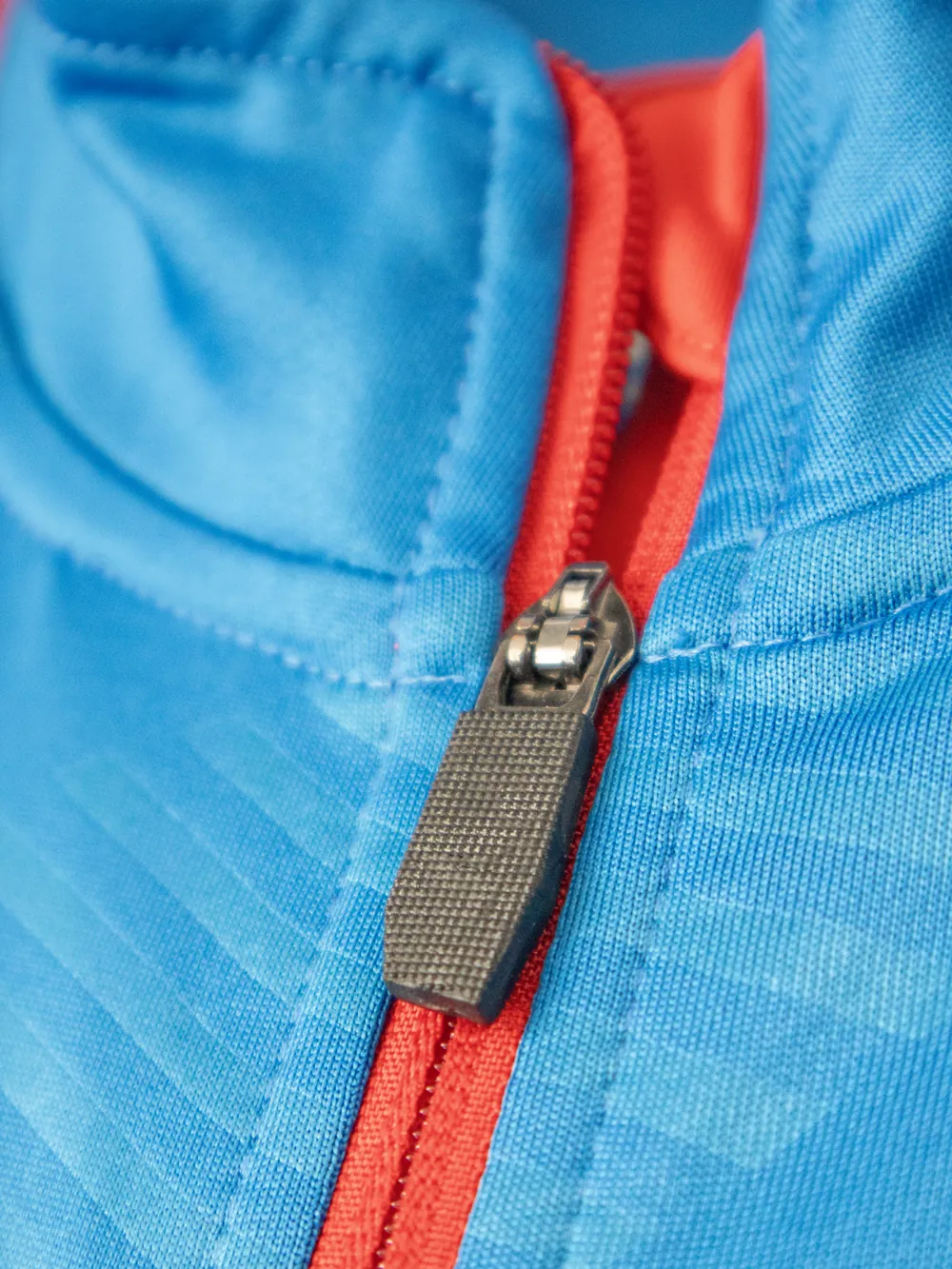 Tracksuits — Jackets and pants, brushed or scuba (3)